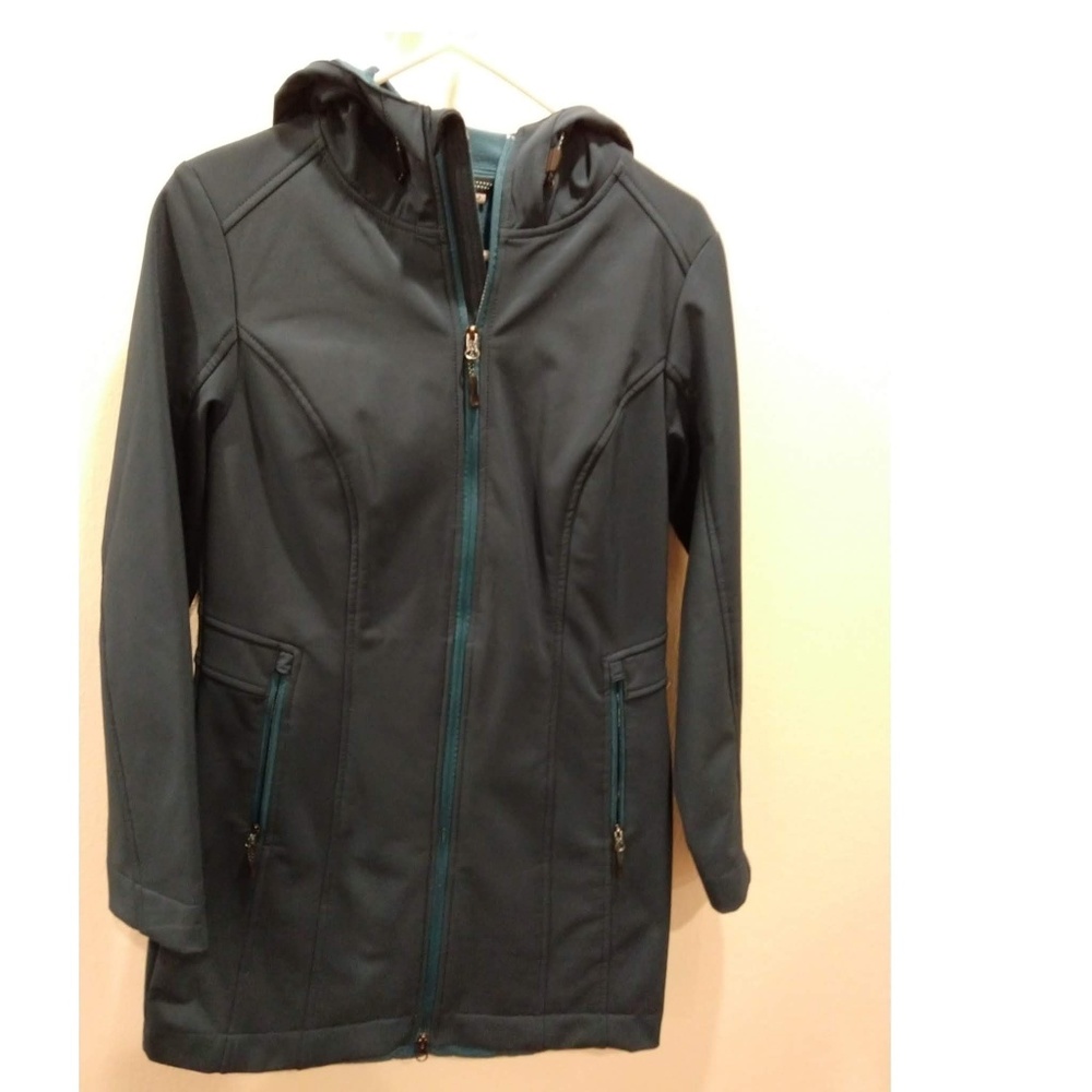 Champion C9 Raincoat